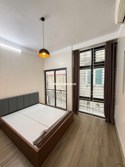 Hàng hiếm !!!! Nhà thượng thanh 44m2. 5 tầng dân xây - ô tô đỗ tận cửa - giá chỉ hơn 6 tỷ