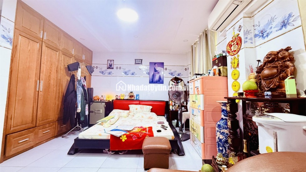 CHDV GẦN SÂN BAY, 7 TẦNG THANG MÁY, PCCC ĐẦY ĐỦ, DÒNG TIỀN ỔN ĐỊNH