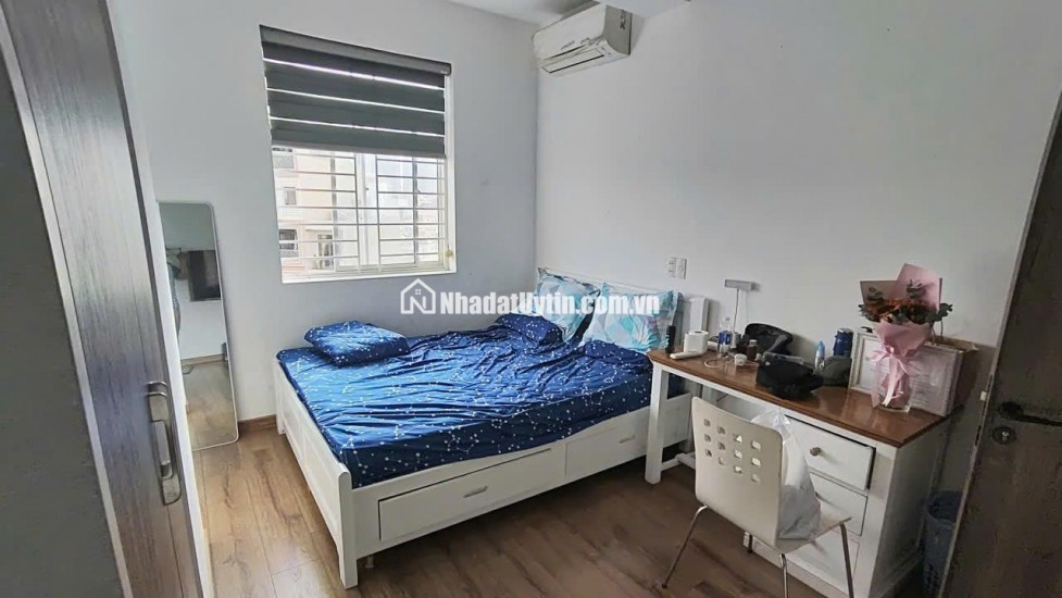 CHO NỮ SHARE PHÒNG CHUNG CƯ SÁT Q1 – 96M2 - 6TR/TH. LH:0908396789