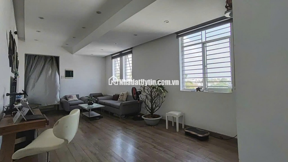 CHO NỮ SHARE PHÒNG CHUNG CƯ SÁT Q1 – 96M2 - 6TR/TH. LH:0908396789
