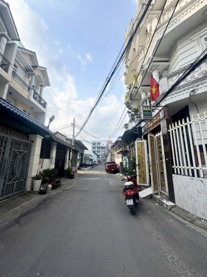 BÁN NHÀ TẠI BÌNH HƯNG HOÀ A. DT 87M2 SHR CHỈ 8.3 TỶ. LH: 0902950730 KHANH.