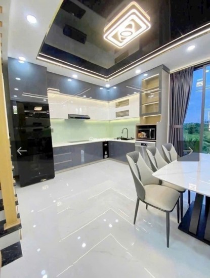 Bán nhà mới Trần Thái Tông-42m-6 Tầng-MT3.7m-Gần Ôtô-Thang máy-15 tỷ