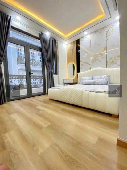 Bán nhà mới Trần Thái Tông-42m-6 Tầng-MT3.7m-Gần Ôtô-Thang máy-15 tỷ