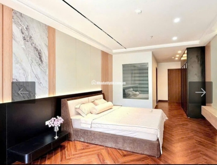 Bán nhà mới Trần Thái Tông-42m-6 Tầng-MT3.7m-Gần Ôtô-Thang máy-15 tỷ
