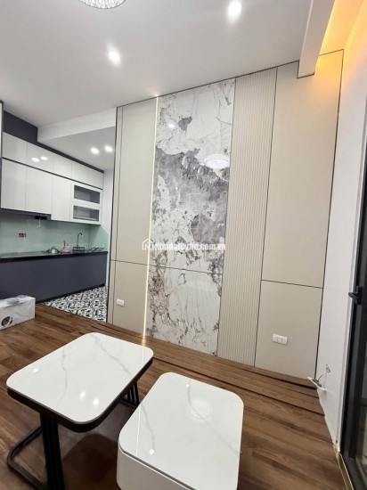 BÁN CHUNG CƯ KĐT VIỆT HƯNG LONG BIÊN  NHỎ TIỀN