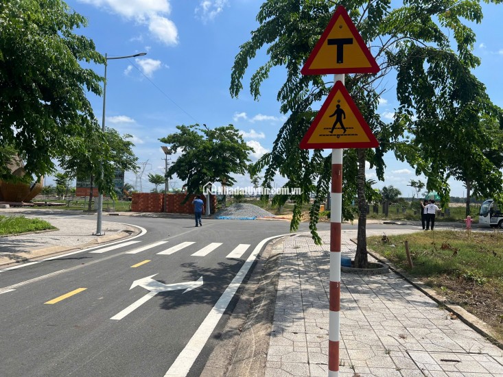  ĐẤT NỀN CHÍNH CHỦ LONG AN CÓ GIÁ RẺ SỔ HỒNG RIÊNG 