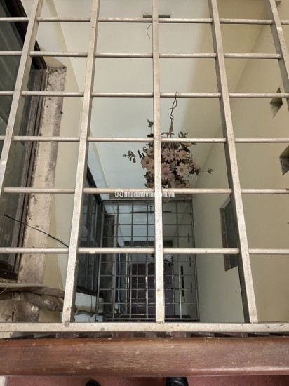 Bán nhà Kim Giang Thanh Trì 77m2 5 tầng ngõ ôtô tránh có thang máy 18.8 tỷ