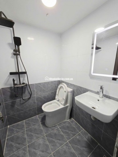 Nhà đẹp Trung tâm Phúc Lợi Long Biên, 5 tầng, Full nội thất, ngõ ô tô thông, ô tô đỗ cửa