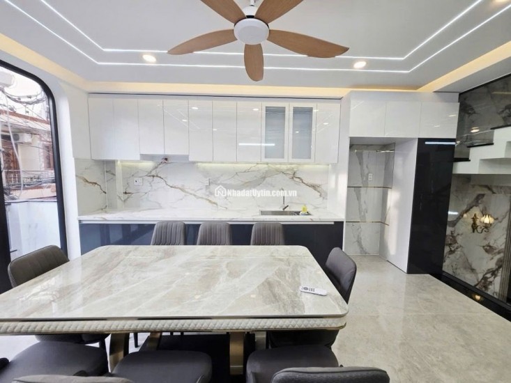 SIÊU PHẨM 5 TẦNG FULL NỘI THẤT ĐẸP - NGAY HƯƠNG LỘ 2 - KẾT NỐI TÊN LỬA , LÊ VĂN QUỚI - SỔ ĐẸP VUÔNG VỨC - 56M2 - XE TẢI THÔNG TỨ TUNG - KHU XÂY DỰNG