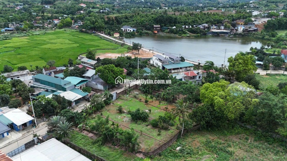 Đất Hoà Lạc, trục chính kinh doanh, ngay ngã tư Vai Réo