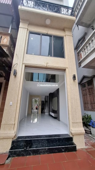 Chính chú đang muốn bán nhà Phố Phúc Lợi , 6 tầng giá sốc