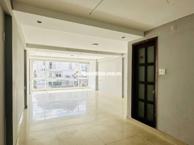 Cho thuê nhà mặt tiền Trần Lê phường 4 Đà Lạt 28 triệu/tháng