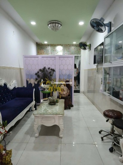 NHÀ GÒ VẤP SÁT MẶT TIỀN GIẢM 1 TỶ CHỐT NHANH