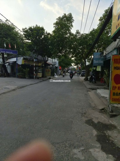 NHÀ GÒ VẤP SÁT MẶT TIỀN GIẢM 1 TỶ CHỐT NHANH
