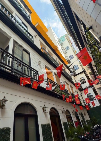 CHO THUÊ CĂN HỘ FULL Tiện ích hẻm 212B Nguyễn Trãi, Quận 1, Ms. Diệu – 0961444638
