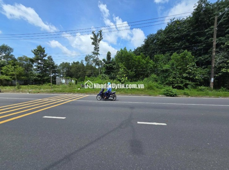 Cần bán GẤP GẤP đất mặt tiền đường Nguyễn Hữu Cảnh Nhơ Trạch 0969128268