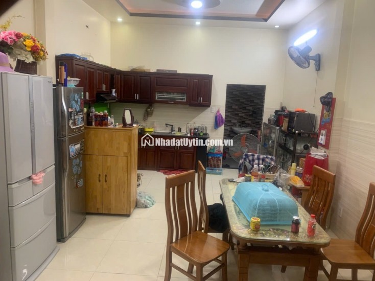 Cần bán nhà chính chủ, vị trí TT Thủ Đức, gần trường học, BV  0969128268