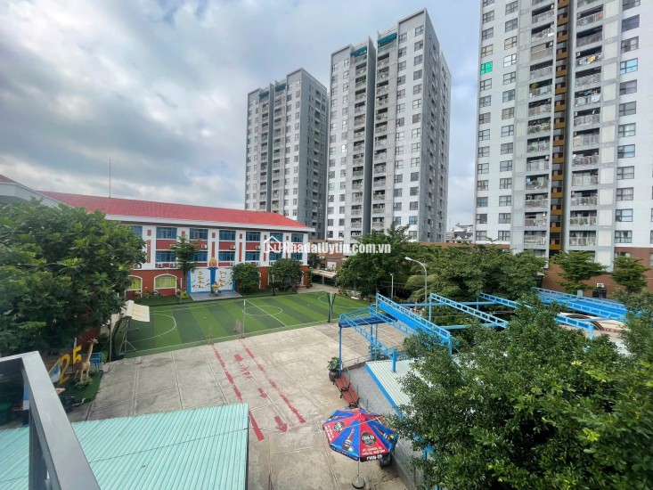 NHÀ PHỐ KIỂU BIỆT THỰ CÓ SÂN VƯỜN TẠI GÒ VẤP - 215M2 CHỈ 17.5 TỶ. LH:0963492727.