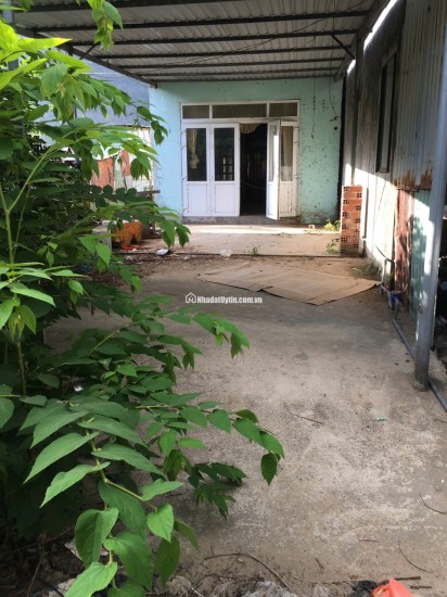BÁN NHÀ CẤP 4 TẠI HUYỆN CÔN ĐẢO, DT 360.9 M2 - SHR - CHỈ 50TR/M2. LH:0908393271.
