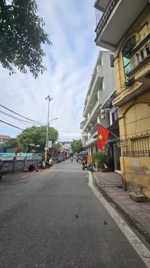 NHÀ PHỐ PHƯỢNG TRÌ – 82M², MT >5M, KD SẦM UẤT