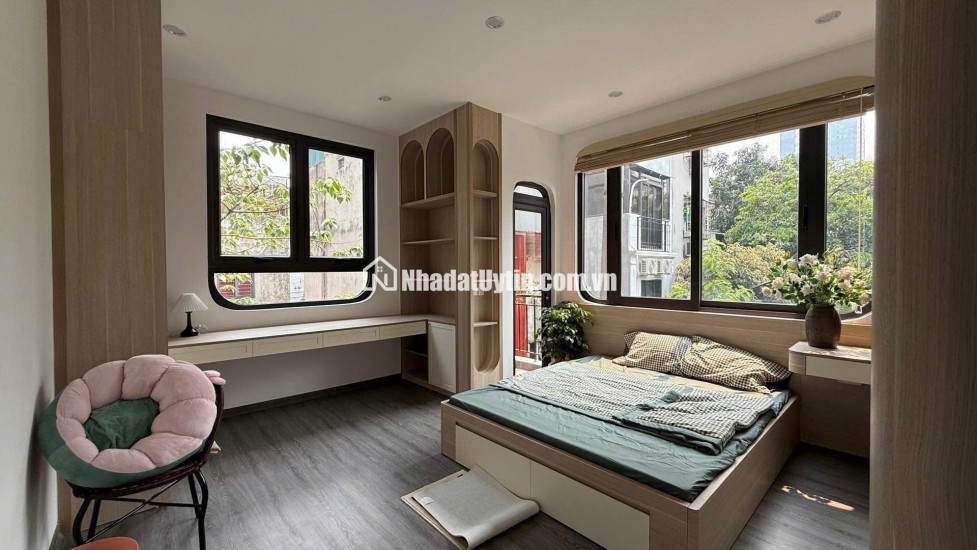 Cực hiếm nhà Xuân Thủy gần 40m2x6T, 2 thoáng , ngõ VF3 thông, nhỉnh 11tỷ