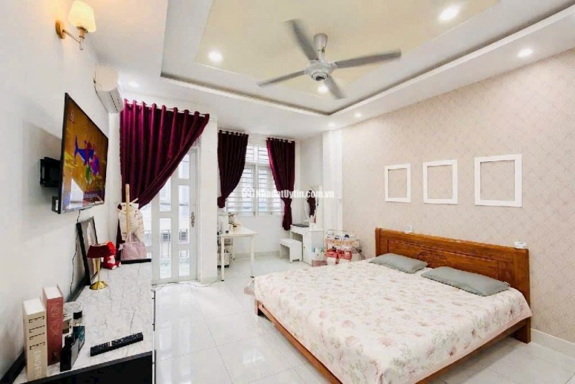 BÁN NHÀ QL 13 GẦN VẠN PHÚC CITY - DT 52M2 (4 TẦNG) - SẴN SỔ HỒNG - 7.5 TỶ TL. LH:0987202882.