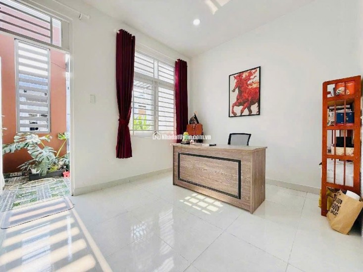 BÁN NHÀ QL 13 GẦN VẠN PHÚC CITY - DT 52M2 (4 TẦNG) - SẴN SỔ HỒNG - 7.5 TỶ TL. LH:0987202882.