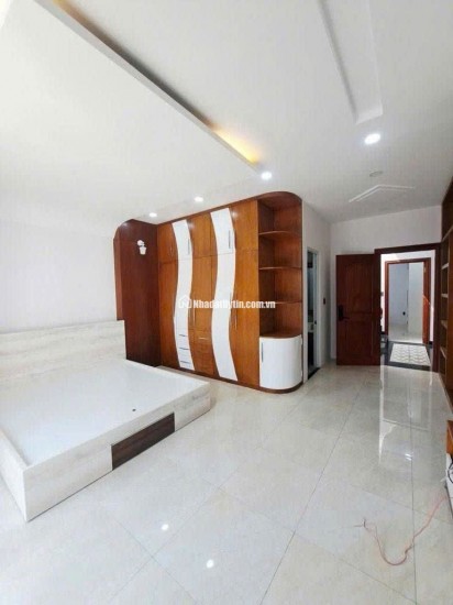 NHÀ MẶT TIỀN KINH DOANH LÊ VĂN QUỚI – NGANG 5.3M NỞ HẬU – CHỈ HƠN 13 TỶ. LH:0934414886.