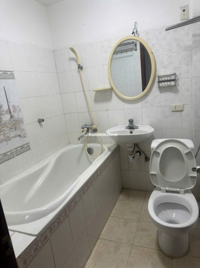 NHÀ VIP, KHU VỰC CBNV TRƯỜNG THUỶ LỢI. DT 33 M2 (4 TẦNG) SẴN SỔ CHỈ 10.8 TỶ. LH:0904683389