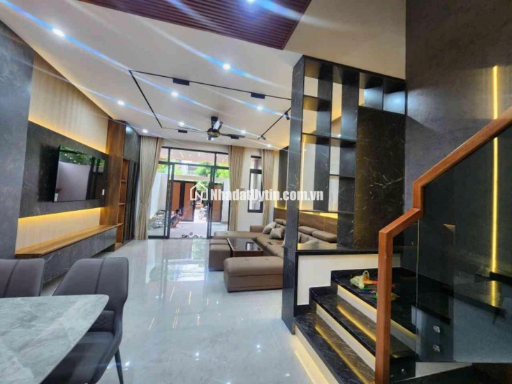 BÁN NHÀ 3 TẦNG, 3 MÊ  FULL NỘI THẤT, ĐƯỜNG THANH LƯƠNG, HOÀ XUÂN - ĐÀ NẴNG LH:0368452579.