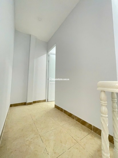 NHÀ MỚI SIÊU ĐẸP NGAY CHỢ LK 5/6, BHHB, BÌNH TÂN – 32,4M2 – 3TY380. LH:0908018219