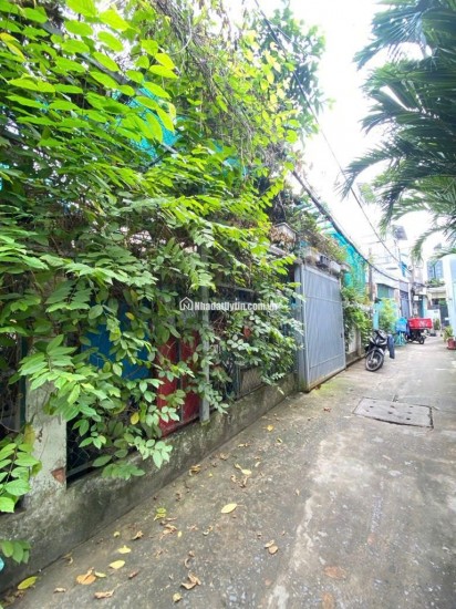 Bán nhà 142m2 Huỳnh Tấn Phát, P.Tân Phú, Q7, giá 5.5 tỷ, sổ hồng riêng, LH: 0903332332