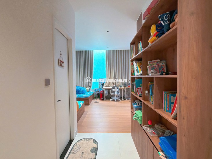 BIỆT THỰ SÂN VƯỜN KHU BỘ CÔNG AN Q7 - 3 TẦNG - 9X17M - 18,5 TỶ. LH:0904523367 (Phương Nhà Nhiều).