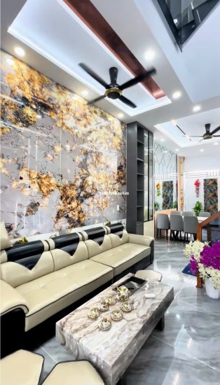 BÁN NHÀ NGAY CHỢ BÌNH ĐIỀN QUẬN 8. DT80 M2 - SHR - CHỈ 1TỶ165TR. LH:0785448683.