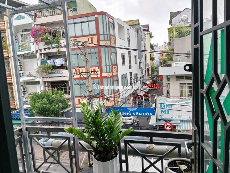 CHO THUÊ NGUYÊN TẦNG 2 PHÒNG  – 37 VĨNH HỘI, QUẬN 4