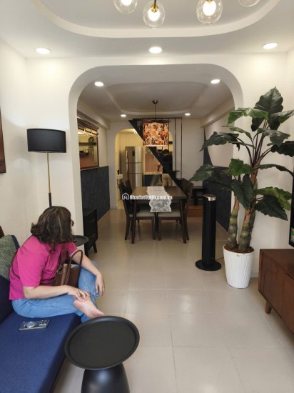 PHÚ NHUẬN – NHÀ ĐẸP FULL NỘI THẤT, HẺM XE HƠI 5M, CHỈ 6.25 TỶ. LH:0775532337.