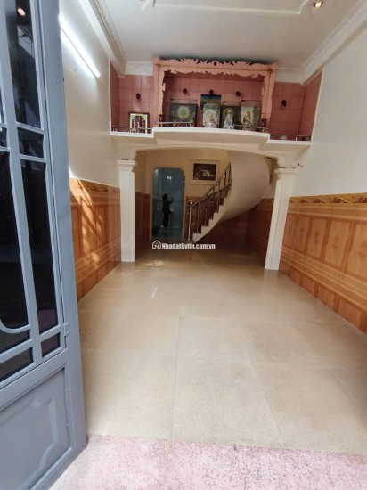 NHÀ ĐẸP LÊ THỊ BẠCH CÁT– QUẬN 11 – 42M2 - CHỈ 5.7 TỶ . LH:0775532337.