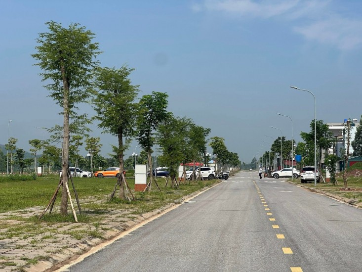 Khu đô thị Đồng Cửa 2 em bán lô khe thoáng siêu đẹp
