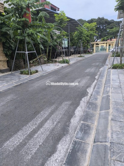 Bán Lô đất 115m2 - Làn 2 KĐT Nguyên Khê - Đông Anh - Hà Nội. Giá 95tr/m2