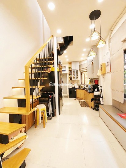 Nhà phố mới đẹp – Linh Xuân - 2 Tầng, 2MT  – Nhỉnh 3 tỷ - Đường thông thoáng – Ôtô đậu trước nhà