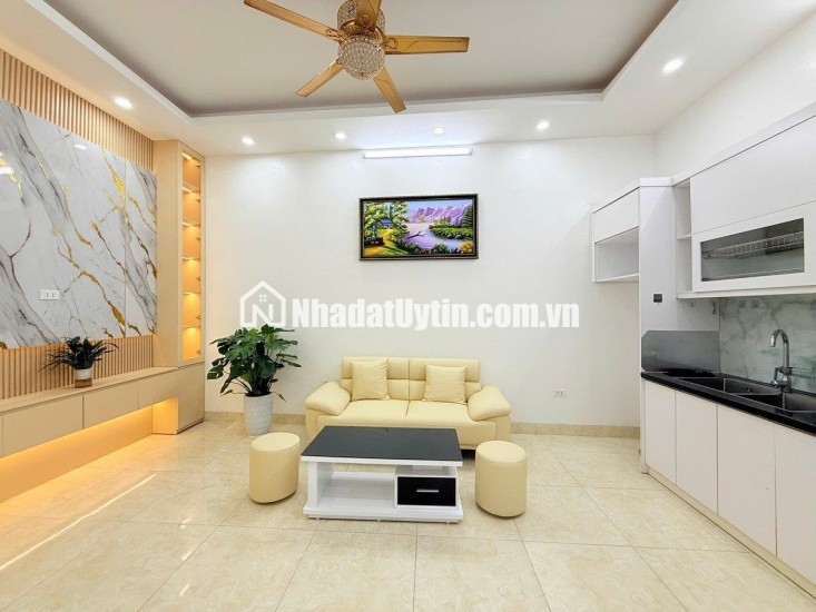 CHỈ 1 CĂN DUY NHẤT 33M – KHÔNG CÓ CĂN THỨ 2 TRONG TẦM GIÁ GẦN 7 TỶ NHÀ ĐẸP Ở LUÔN- THOÁNG MÁT TRUNG TÂM QUẬN HAI BÀ TRƯNG ,