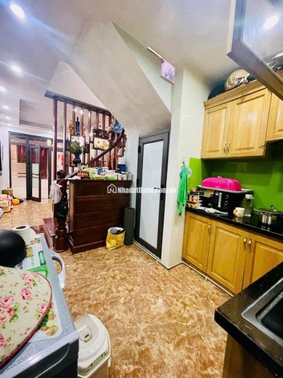 30m ra phố Tôn Đúc Thắng, nhà 30m x 4 tầng, giá chưa đến 9 tỷ