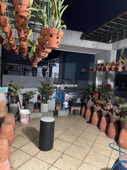 CHỦ CẦN BÁN GẤP NÊN GIẢM MẠNH ngôi nhà 5 TẦNG.