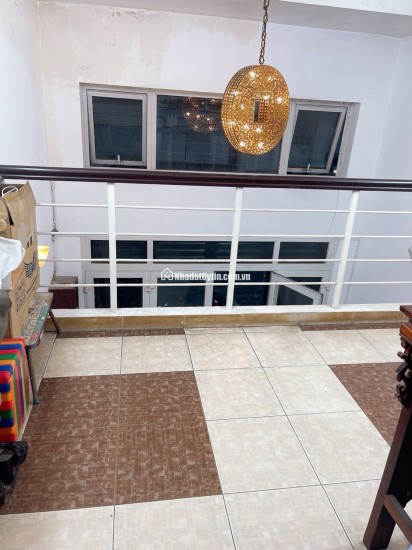 CHỦ CẦN BÁN GẤP NÊN GIẢM MẠNH ngôi nhà 5 TẦNG.