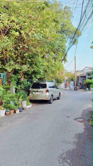 Nhà phố đẹp Lái Thiêu - Ngang 5m - 90m2 – Nhỉnh 4,5 Tỷ - Đường xe tải  - ÔTô ngủ trong nhà
