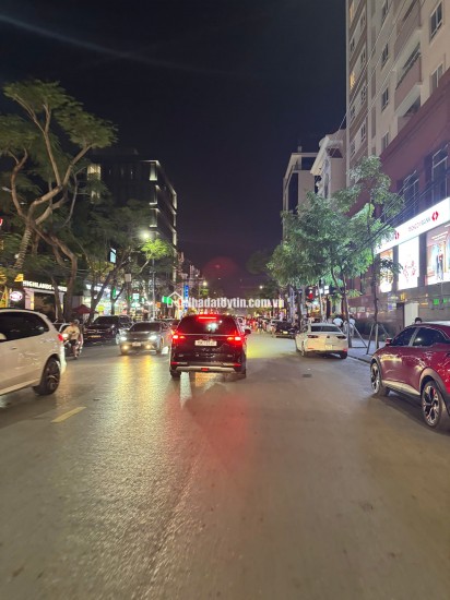 LÔ GÓC 3 mặt thoáng siêu hiếm 134 Văn Cao