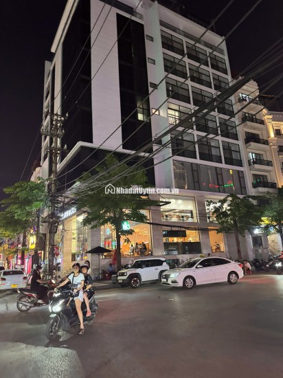 LÔ GÓC 3 mặt thoáng siêu hiếm 134 Văn Cao