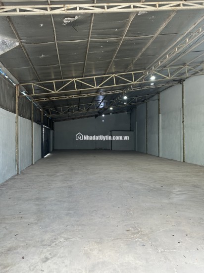 CHO THUÊ KHO / XƯỞNG ĐẸP 250M2 – P.BÌNH TRỊ ĐÔNG, BÌNH TÂN, TP.HCM. Lh:0903900638.