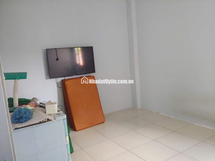 BÁN NHÀ TẠI TRỊNH THỊ DỐI - 57.5M2 CCVB CHỈ 1TỶ370. LH:0865189350.