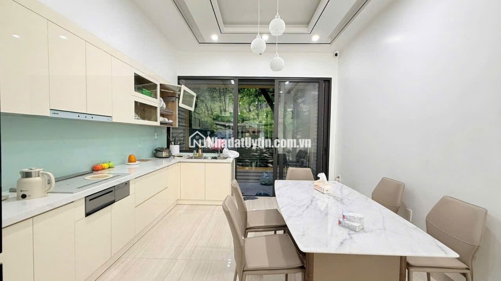 Nhà tái định cư 4 tầng xây mới, đường xá đồng bộ không khí trong lành